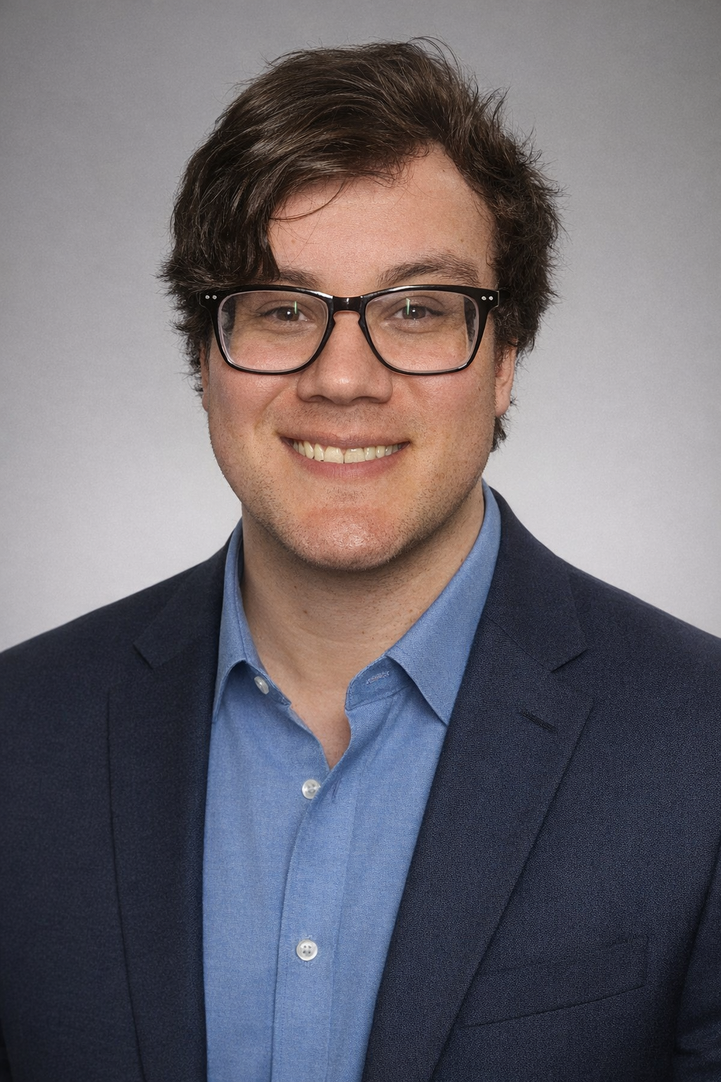 Kenny Perez, Co-Director of Research Operations at the UCSF Benioff Homelessness and Housing Initiative (BHHI).